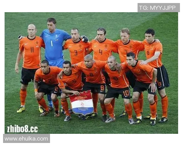 荷兰足球明星的辉煌历程与他们在世界足坛的影响力分析